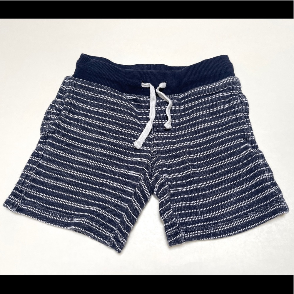 🧸5 for $20 Gymboree navy blue and white shorts